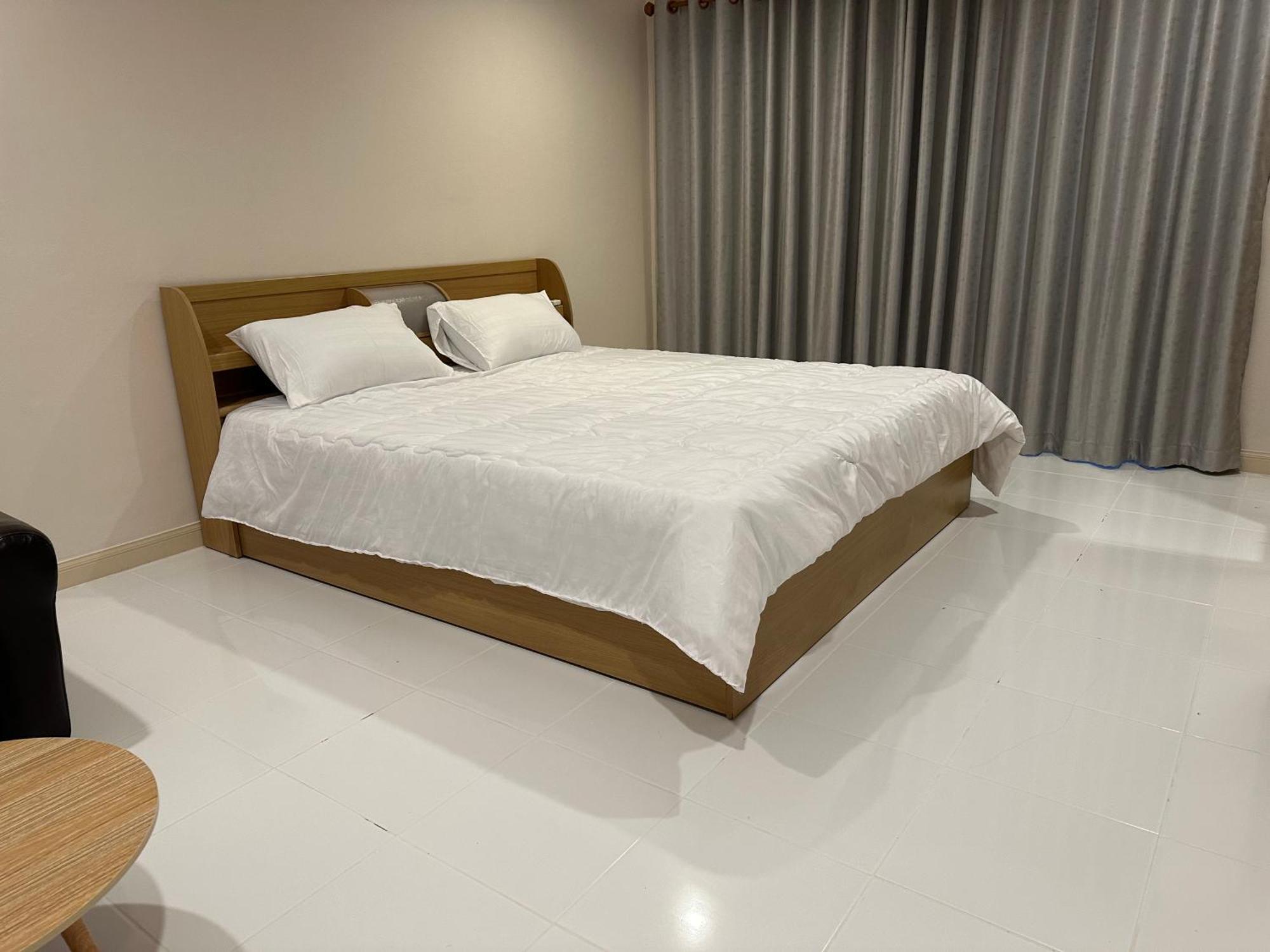 Country Complex Bangna Aparthotel Bangkok Bagian luar foto