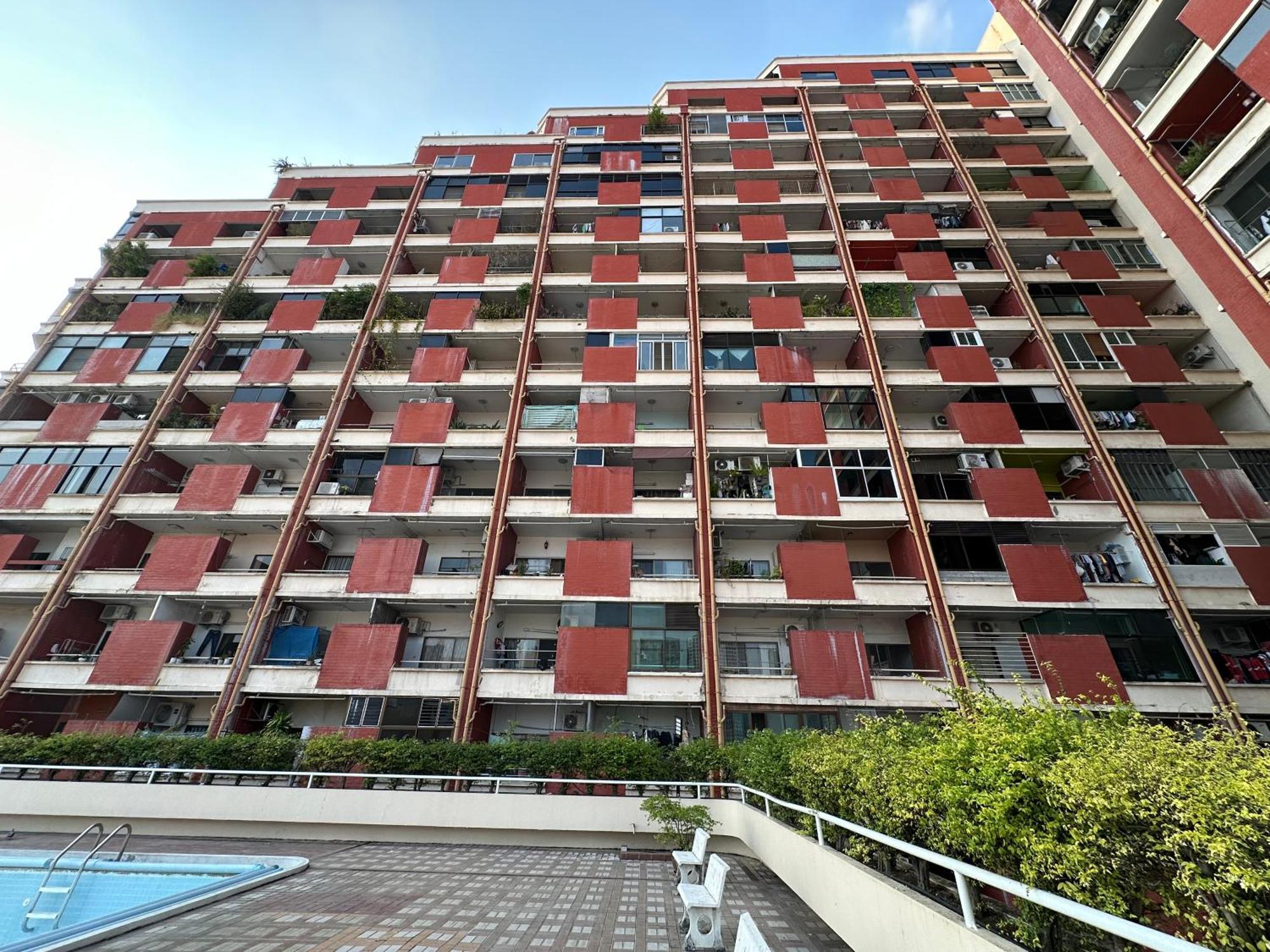 Country Complex Bangna Aparthotel Bangkok Bagian luar foto